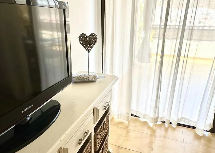 Urban Oasis In Cristianos By Deihu Experiences ロスクリスティアーノス