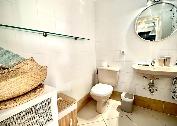 Urban Oasis In Cristianos By Deihu Experiences アパート ロスクリスティアーノス