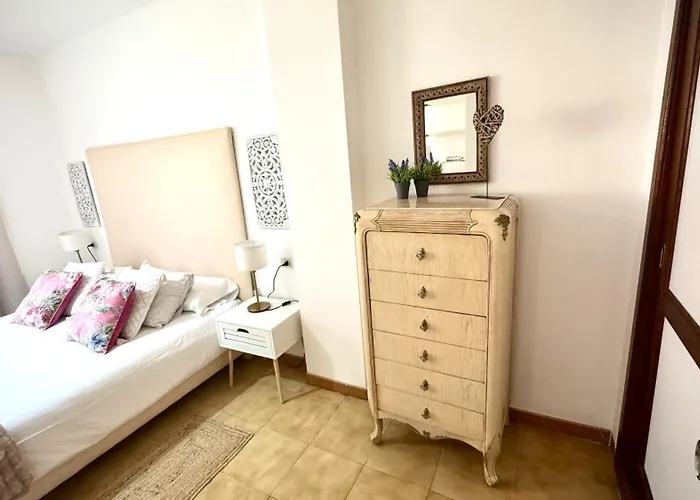 Urban Oasis In Cristianos By Deihu Experiences *