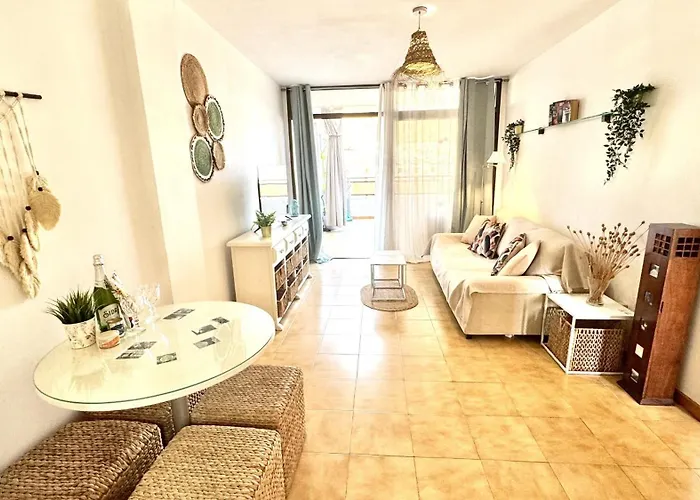 公寓 Urban Oasis In Cristianos By Deihu Experiences *