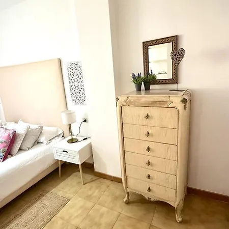 Urban Oasis In Cristianos By Deihu Experiences *